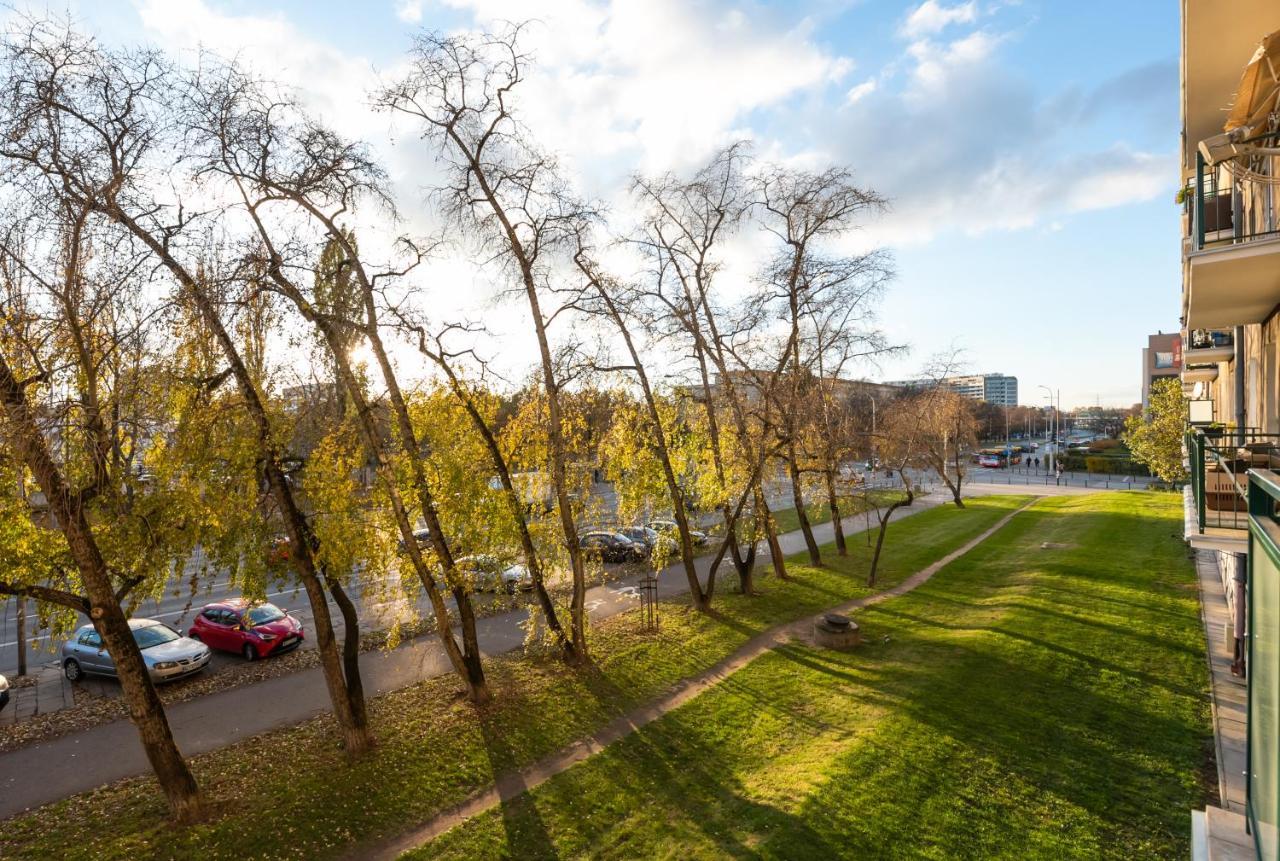 Ochota Sunny Apartment Varsóvia Exterior foto